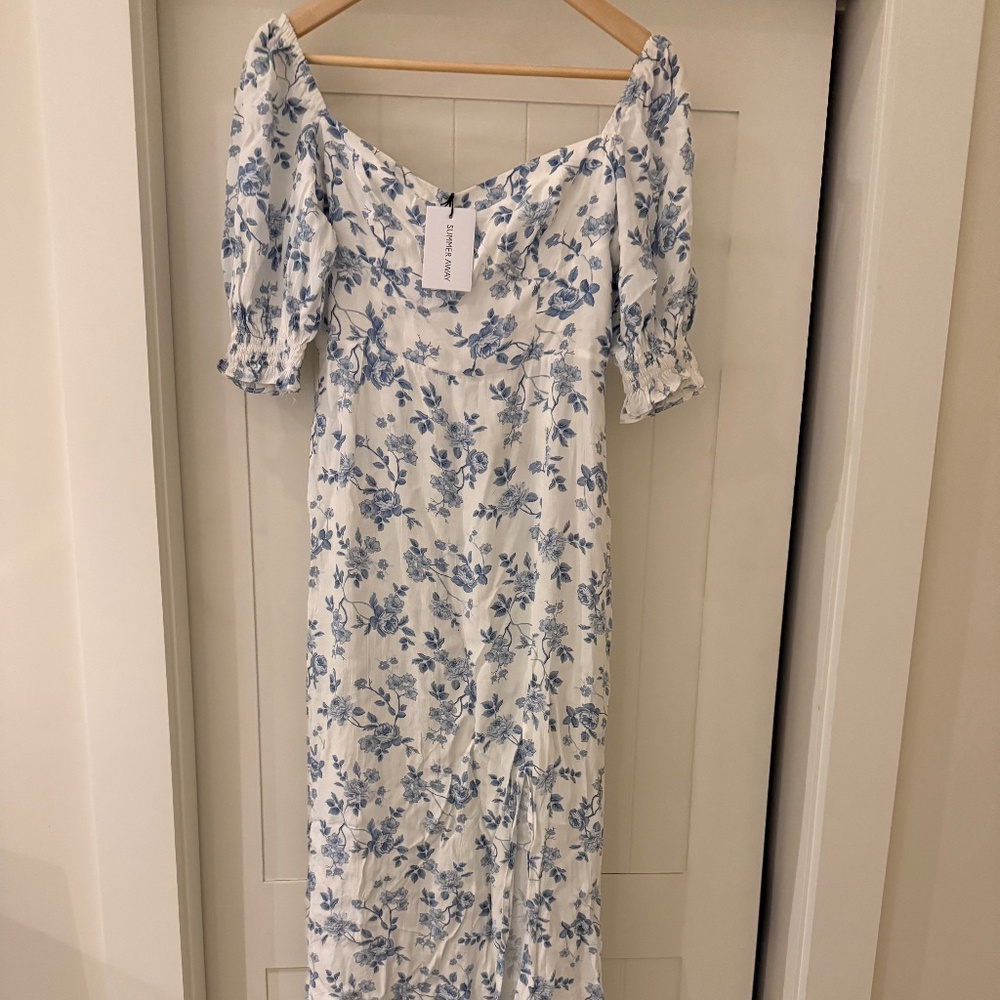 Summer Away Venice Midi Dress new with tags